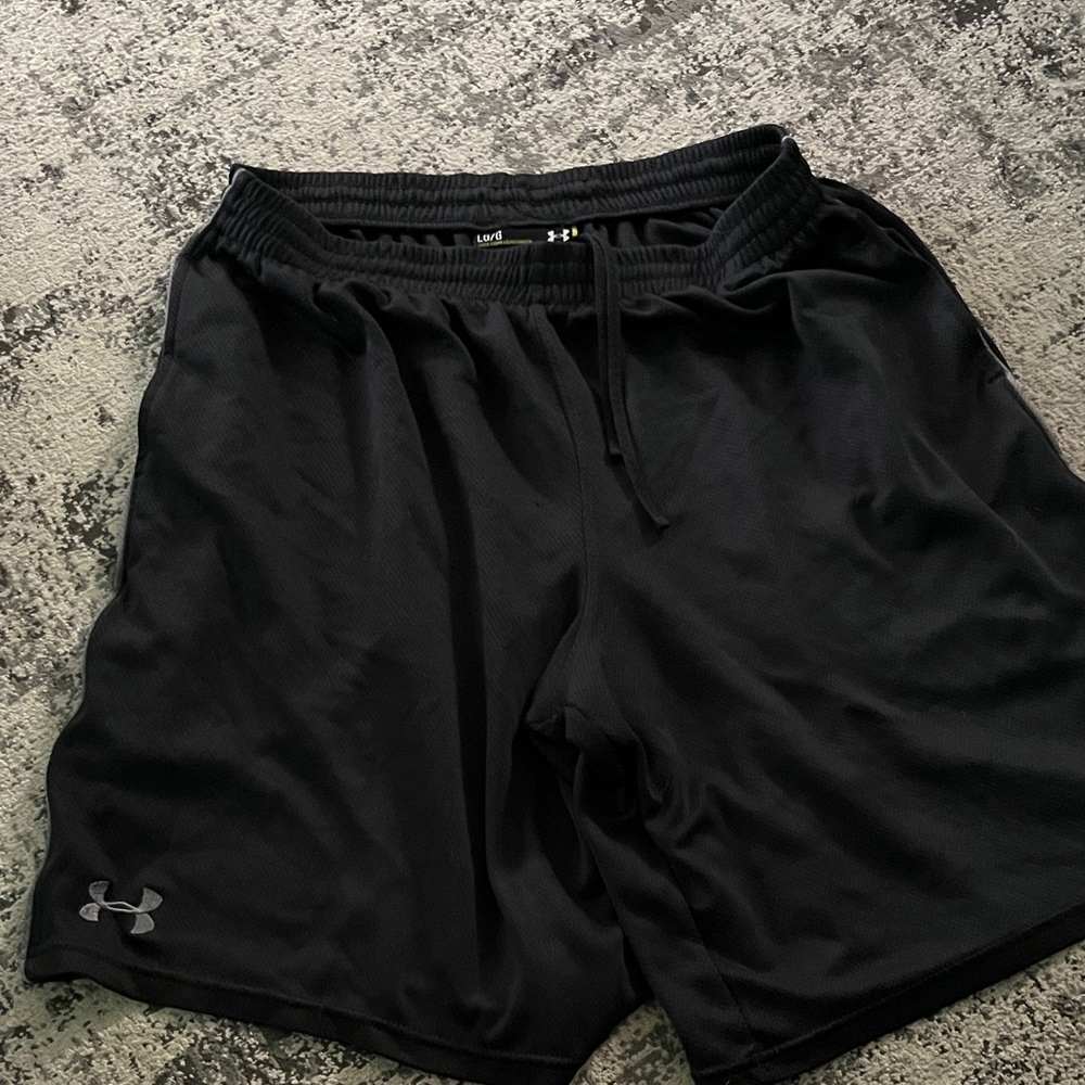 Under Armour Men's Athletic Black Shorts